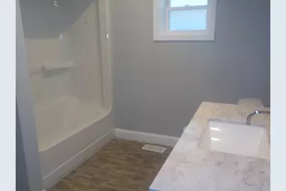 12 Market Street, Blackstone, MA 01504 - Photo 9