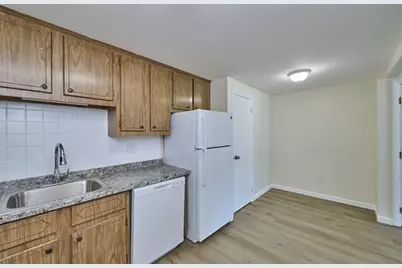 15 Old Colony Ln #15-7, Arlington, MA 02476 - Photo 3