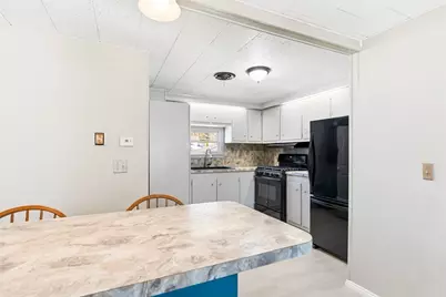 520 S Main St, Orange, MA 01364 - Photo 9