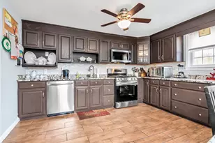 157 Spring St, East Bridgewater, MA 02333 - Photo 9