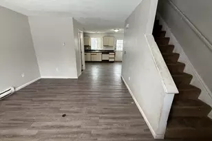 189 Essex St, Springfield, MA 01151 - Photo 3