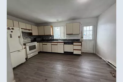 189 Essex St #H, Springfield, MA 01151 - Photo 11