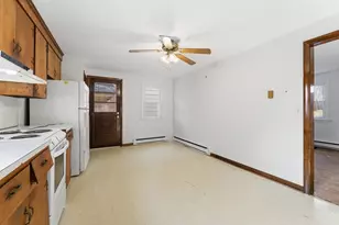 13-15 Decatur St, Springfield, MA 01151 - Photo 19