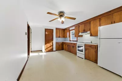 13-15 Decatur Street, Springfield, MA 01151 - Photo 5