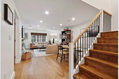 610 Ridgefield Cir #B, Clinton, MA 01510 - Photo 1