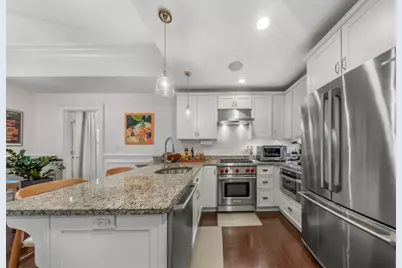 616 E 4th St #301, Boston, MA 02127 - Photo 7