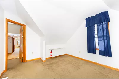 49 Pleasant St, Lunenburg, MA 01462 - Photo 19