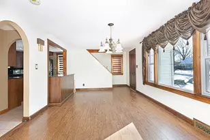 49 Pleasant St, Lunenburg, MA 01462 - Photo 7