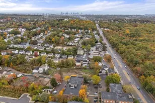 14 Heron St, Boston, MA 02132 - Photo 23