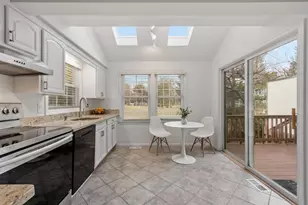 63 Harrington Farms Way, Shrewsbury, MA 01545 - Photo 7