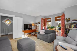 41 Walnut St, Hudson, MA 01749 - Photo 9