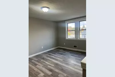 8 Wakefield Ave #3L, Wakefield, MA 01880 - Photo 5