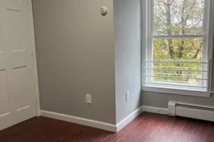 8 Wakefield Ave, Wakefield, MA 01880 - Photo 7