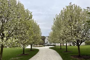 21 Woodbine St, Nantucket, MA 02554 - Photo 19