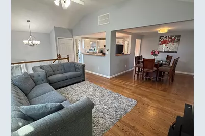 34 Golden Hills Rd, Saugus, MA 01906 - Photo 3