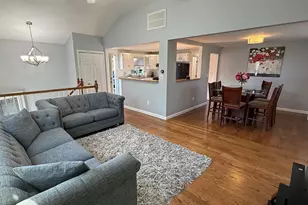 34 Golden Hills Rd, Saugus, MA 01906 - Photo 3