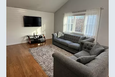 34 Golden Hills Rd, Saugus, MA 01906 - Photo 5