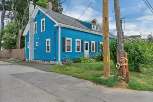 196-198 Knight Ave, Attleboro, MA 02703 - Photo 3