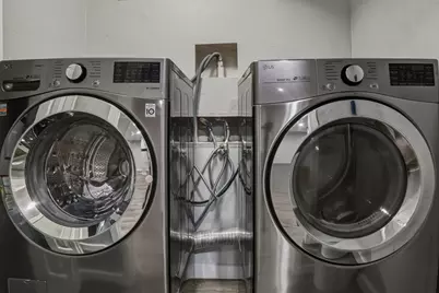 19 Delford, Boston, MA 02131 - Photo 15