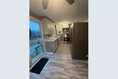 36 Daley St, Chicopee, MA 01013 - Photo 11