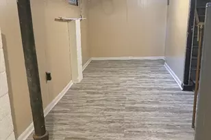 36 Daley St, Chicopee, MA 01013 - Photo 21