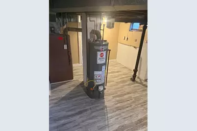 36 Daley St, Chicopee, MA 01013 - Photo 27