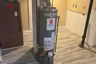 36 Daley St, Chicopee, MA 01013 - Photo 27