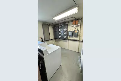 31 Arlington Rd #6, Woburn, MA 01801 - Photo 17