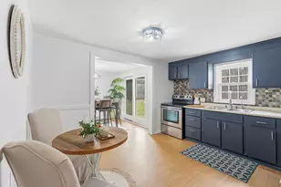 33 Alton Dr, Dudley, MA 01571 - Photo 11