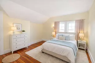22 Oak St, Winchester, MA 01890 - Photo 9