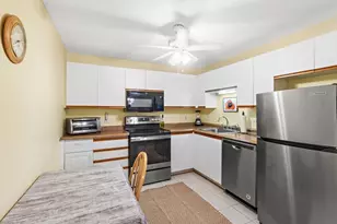 3920 Mystic Valley Pkwy, Medford, MA 02155 - Photo 11