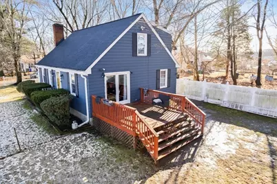 20 Washburn St, Attleboro, MA 02703 - Photo 1