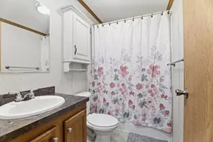 1B Quaboag Valley Co-Op St, Palmer, MA 01069 - Photo 17