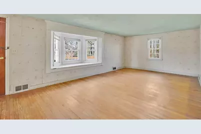 865 S Branch Pkwy, Springfield, MA 01118 - Photo 17