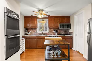 38 Newport Rd, Hull, MA 02045 - Photo 7