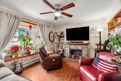 37 Lombard Ave, Amesbury, MA 01913 - Photo 3