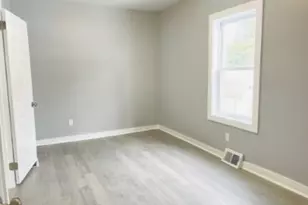 155 Oak St, Taunton, MA 02780 - Photo 5