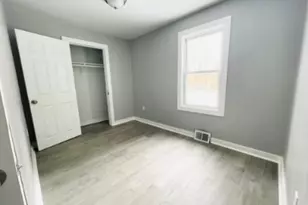 155 Oak St, Taunton, MA 02780 - Photo 9