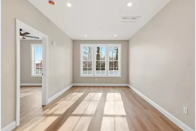 8 Vine Street #2, Haverhill, MA 01830 - Photo 7