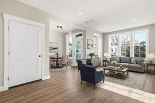 8 Vine St, Haverhill, MA 01830 - Photo 3