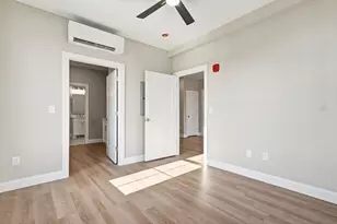 8 Vine St, Haverhill, MA 01830 - Photo 19