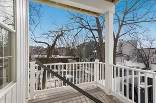 8 Vine St, Haverhill, MA 01830 - Photo 7