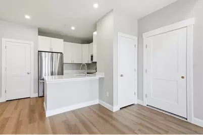 8 Vine Street #5, Haverhill, MA 01830 - Photo 11