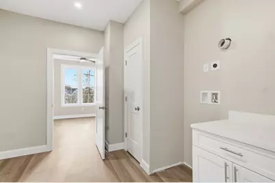 8 Vine Street #6, Haverhill, MA 01830 - Photo 19