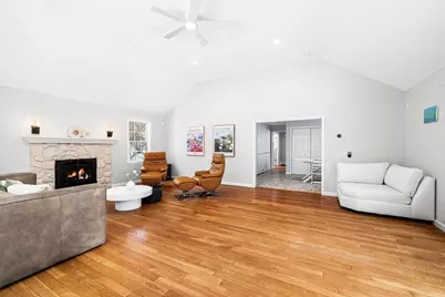 13 Jonathans Way, Upton, MA 01568 - Photo 7