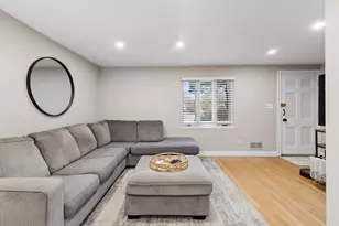 49 Pierce Rd, Watertown, MA 02472 - Photo 5