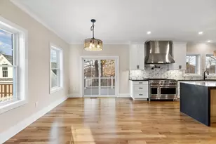 395 Vernon St, Wakefield, MA 01880 - Photo 7