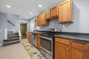 107 Summer St, Weymouth, MA 02188 - Photo 9