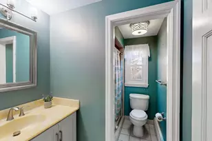 13 West St, Woburn, MA 01801 - Photo 9