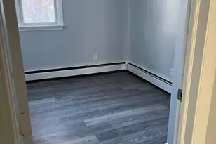106 Kilburn St, Fall River, MA 02724 - Photo 5